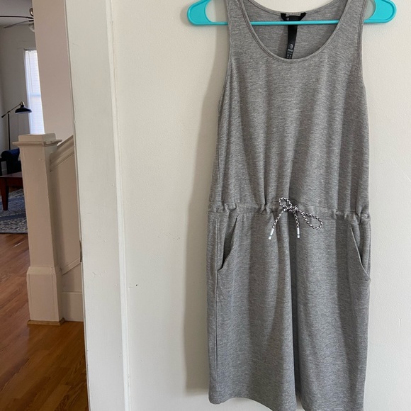 MPG Dresses & Skirts - MPG Athletic Dress, Cinchable Waist, Size XS